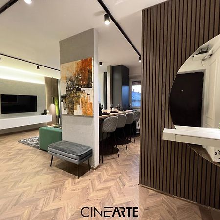 Cinearte Residence Caransebeş Exteriér fotografie